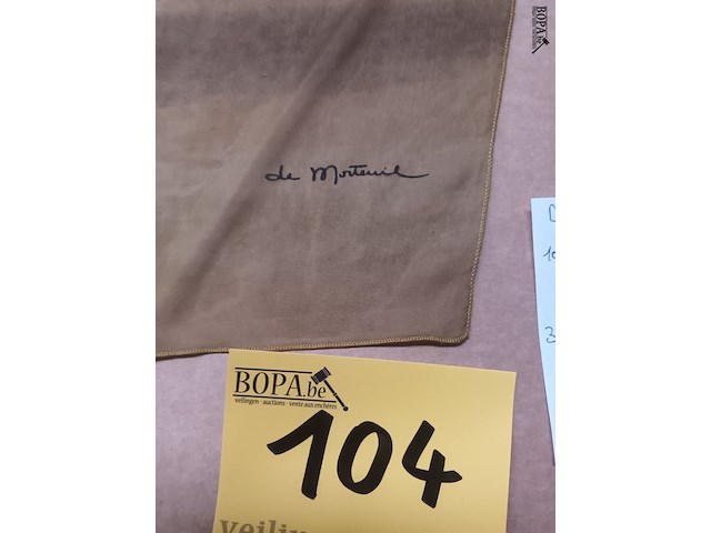 Lot 104 - zijden sjaal de morteuil - afbeelding 2 van  4