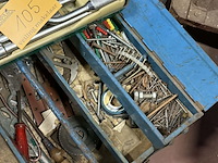 Lot 105 - assortiment handgereedschap racim en werkkoffer metaal - afbeelding 2 van  4