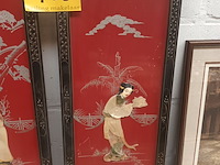 Lot 105 - chinese kaders met parelmoer. 2 stuks - afbeelding 3 van  5