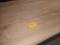 Lot 105 - eetkamer tafel - afbeelding 4 van  4