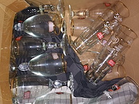 Lot 105 - glazen stella artois - afbeelding 2 van  3