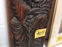 Lot 105 - houten paneel maria met kind - afbeelding 3 van  4