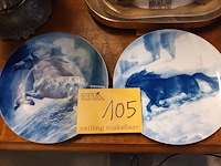 Lot 105 - russische sierborden paarden. 2 stuks - afbeelding 1 van  5