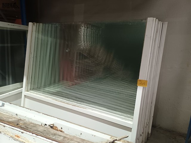 Lot 105 - terras schermen. 14 stuks - afbeelding 1 van  4