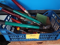 Lot 105 - tuingereedschap. 12 stuks - afbeelding 1 van  4