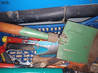 Lot 105 - tuingereedschap. 12 stuks - afbeelding 4 van  4