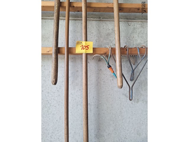 Lot 105 - tuingereedschap. 20 stuks - afbeelding 5 van  5