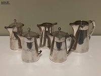 Lot 105 - verzilverde kannetjes blankenberge. 5 stuks