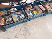 Lot 105 - videocassettes - afbeelding 1 van  5