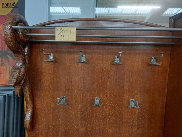 Lot 105 - vintage meubelkapstok - afbeelding 3 van  6