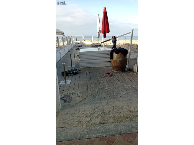 Lot 106 - bankirai terrasvloer - afbeelding 1 van  1