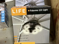 Lot 106 - electrisch toebehoren; lampen, bewegingssensor, ledlampen ni - afbeelding 4 van  6