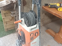 Lot 106 - hogedrukreiniger stihl - afbeelding 2 van  3