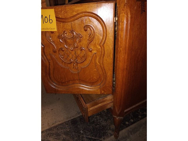 Lot 106 - houten kast - afbeelding 4 van  4