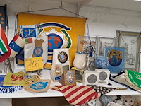 Lot 106 - lot diversen politie/ipa - afbeelding 1 van  4