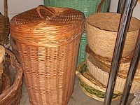 Lot 106 - rieten mandjes. 32 stuks - afbeelding 2 van  5