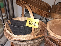Lot 106 - rieten mandjes. 32 stuks - afbeelding 4 van  5