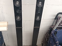 Lot 106 - staande boxen samsung. 2 stuks - afbeelding 1 van  3