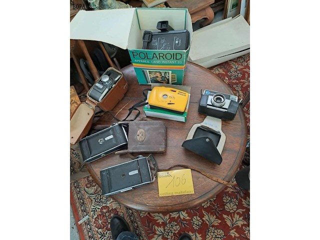 Lot 106 - vintage fotomateriaal, verzamelobjecten - afbeelding 1 van  3