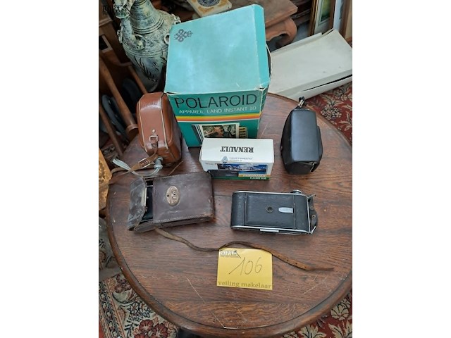 Lot 106 - vintage fotomateriaal, verzamelobjecten - afbeelding 3 van  3