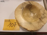 Lot 107 - albast asbak - afbeelding 3 van  3