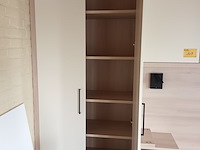 Lot 107 - bed met ombouw - afbeelding 3 van  4