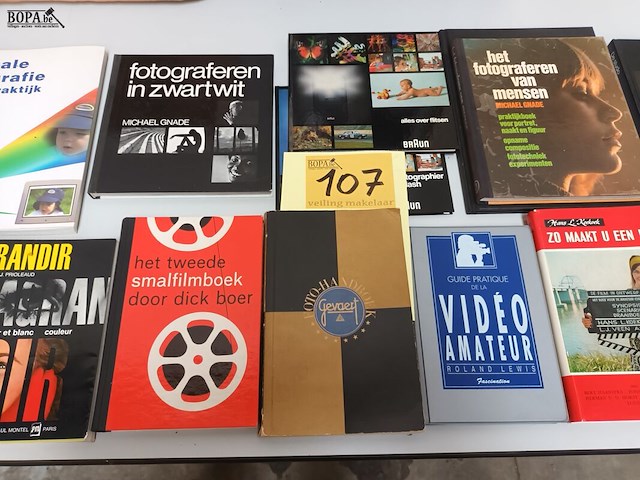 Lot 107 - boeken fotografie. 19 stuks - afbeelding 5 van  5