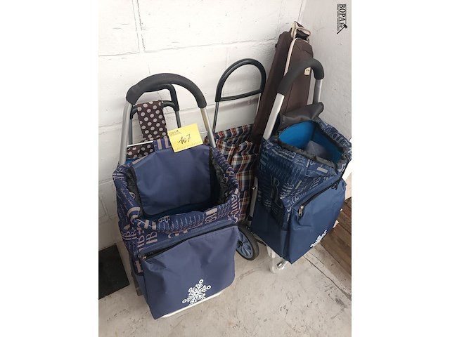 Lot 107 - boodschappen trolley. 5 stuks - afbeelding 1 van  4
