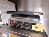 Lot 107 - contactgrill caterchef - afbeelding 1 van  2