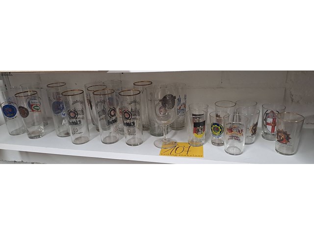 Lot 107 - diverse glazen ipa ong 25 stuks - afbeelding 1 van  4