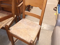 Lot 107 - eetkamerstoelen. 6 stuks - afbeelding 1 van  4