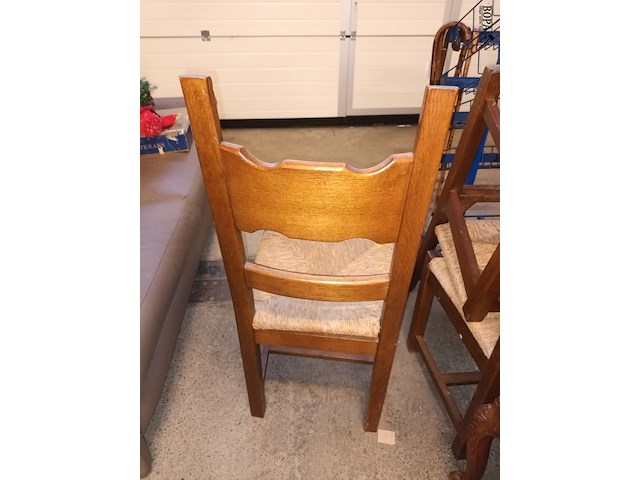 Lot 107 - eetkamerstoelen. 6 stuks - afbeelding 2 van  4