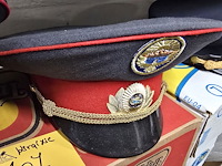 Lot 107 - kirgizië 2 kepies - afbeelding 3 van  4