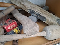 Lot 107 - lot antieken werkmateriaal - afbeelding 3 van  4