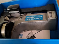 Lot 107 - lot antieken werkmateriaal - afbeelding 4 van  4