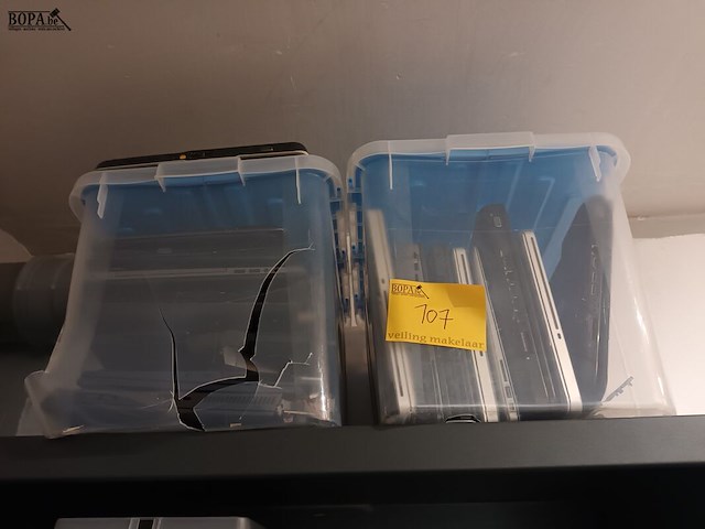Lot 107 - lot oude laptops - afbeelding 1 van  2