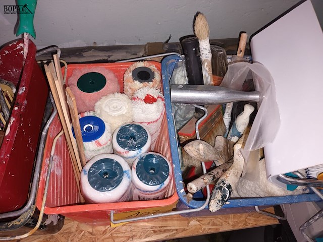 Lot 107 - lot schildersmateriaal - afbeelding 3 van  4