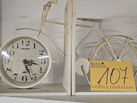 Lot 107 - metalen fiets boekensteunen - afbeelding 1 van  3
