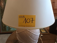 Lot 107 - vintage tafellamp - afbeelding 1 van  2