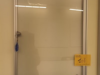 Lot 108 - affichekastjes en gemeenteplan - afbeelding 2 van  4