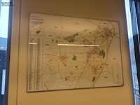 Lot 108 - affichekastjes en gemeenteplan - afbeelding 3 van  4