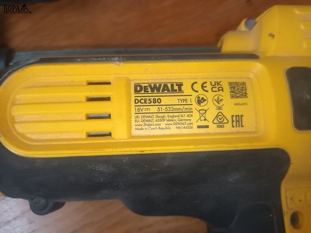 Lot 108 - dewalt accu siliconepomp - afbeelding 3 van  3