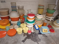 Lot 108 - groot lot tupperware. 67 stuks - afbeelding 1 van  6