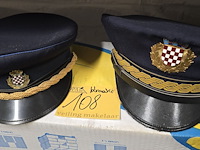 Lot 108 - kroatië 2 kepies - afbeelding 1 van  3