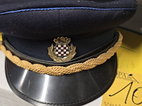 Lot 108 - kroatië 2 kepies - afbeelding 2 van  3