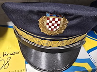 Lot 108 - kroatië 2 kepies - afbeelding 3 van  3