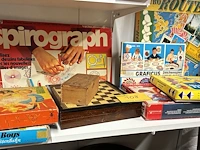 Lot 108 - lot vintage creatieve spelen - 9 stuks