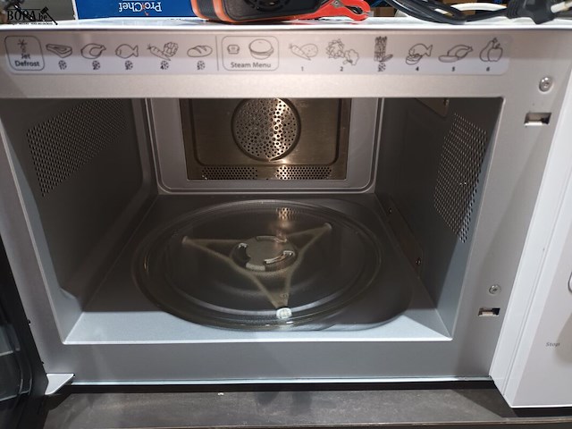 Lot 108 - microgolfoven whirlpool - afbeelding 3 van  3