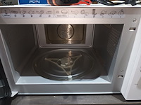 Lot 108 - microgolfoven whirlpool - afbeelding 3 van  3