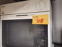 Lot 108 - microgolfoven whirlpool - afbeelding 1 van  2